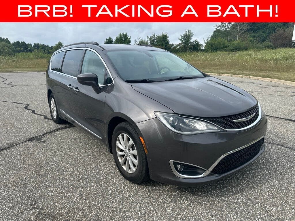 2017 CHRYSLER Pacifica