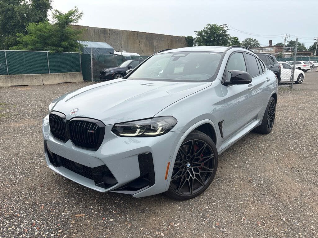 2023 BMW X4