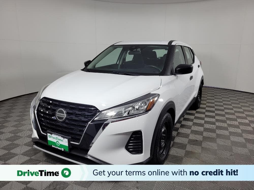 2021 NISSAN Kicks