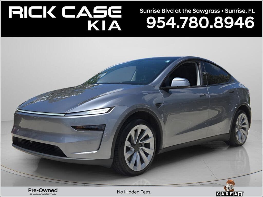 2026 TESLA Model Y