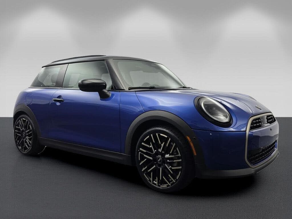 2025 MINI Hardtop