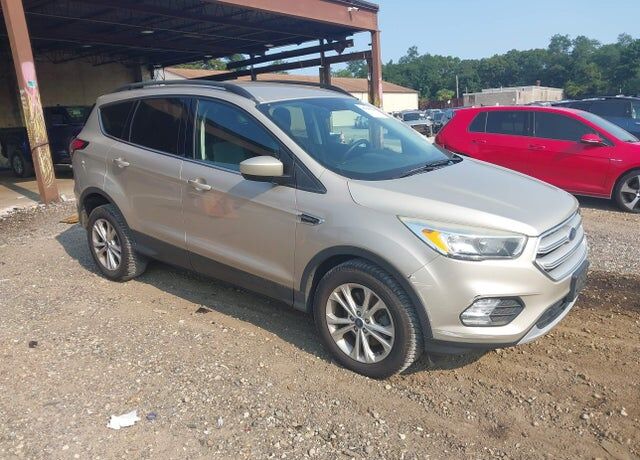 2018 FORD Escape
