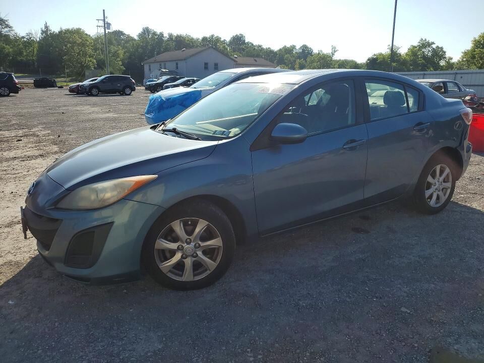 2011 MAZDA Mazda3