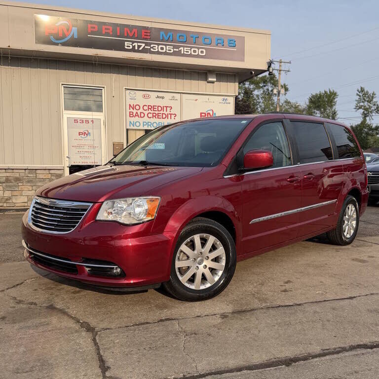 2014 CHRYSLER Town and Country