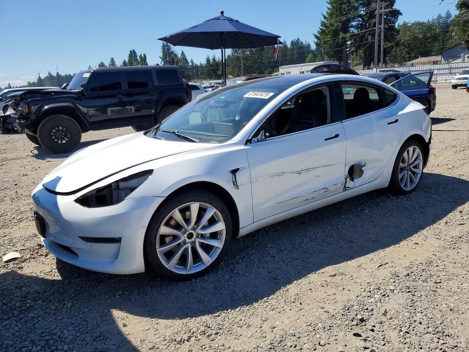 2018 TESLA Model 3