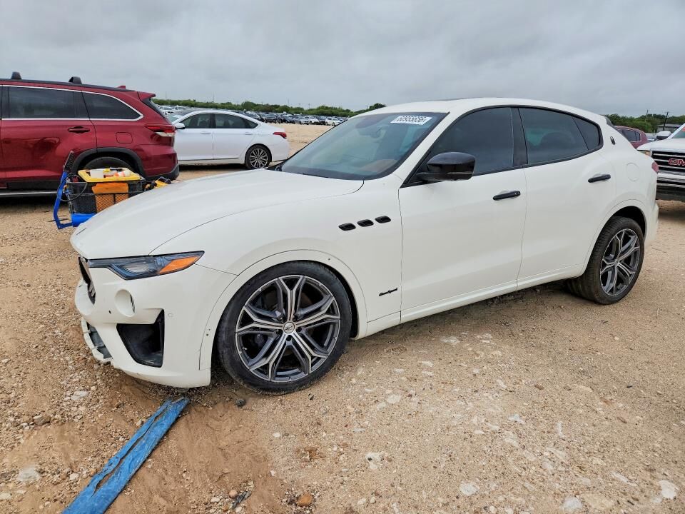 2021 MASERATI Levante