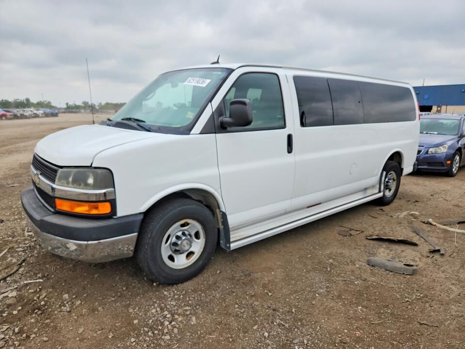 2013 CHEVROLET Express