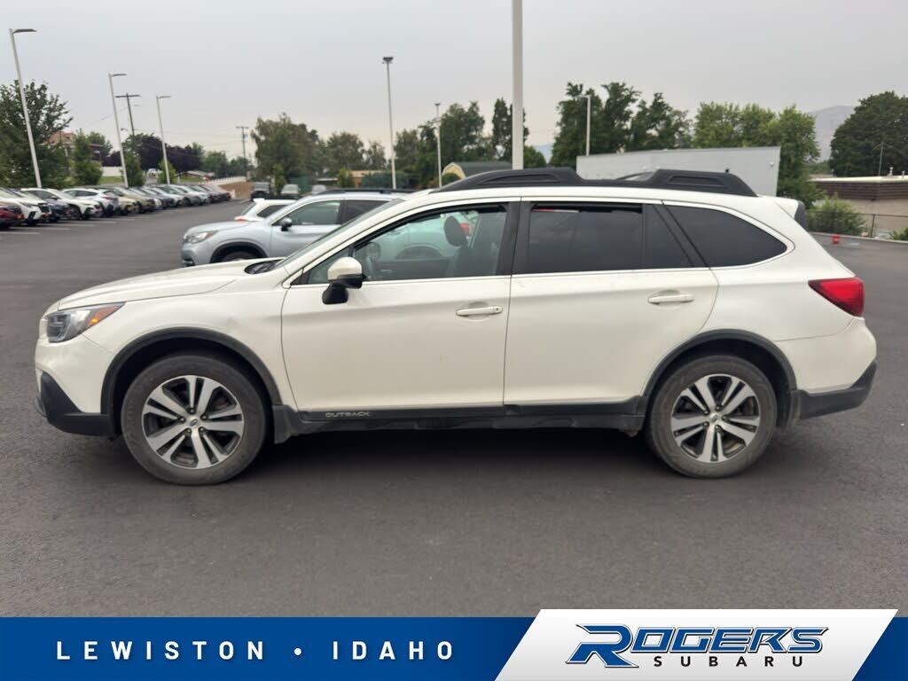 2018 SUBARU Outback