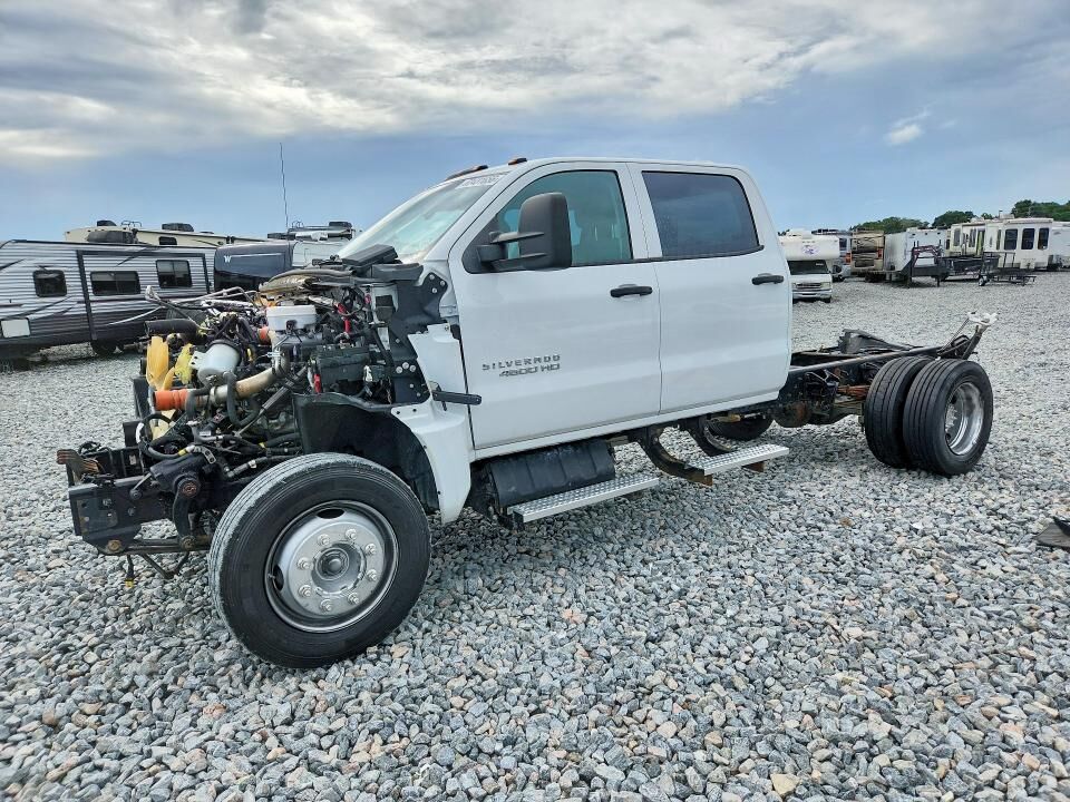 2023 GMC Silverado Medium Duty