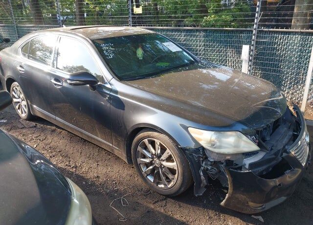 2010 LEXUS LS