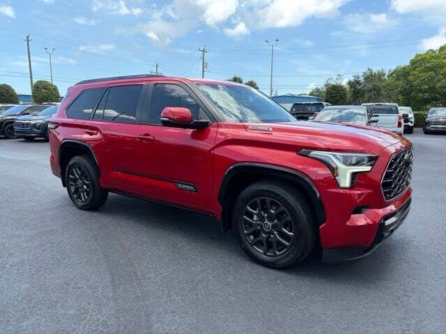 2024 TOYOTA Sequoia