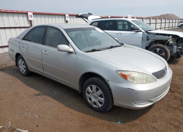 2002 TOYOTA Camry
