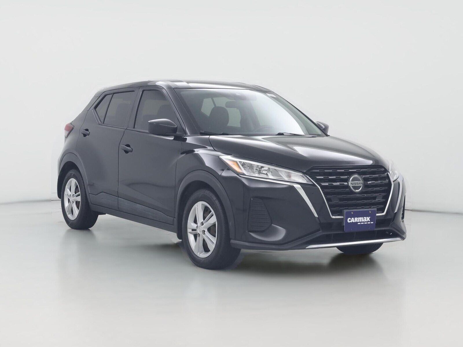 2021 NISSAN Kicks