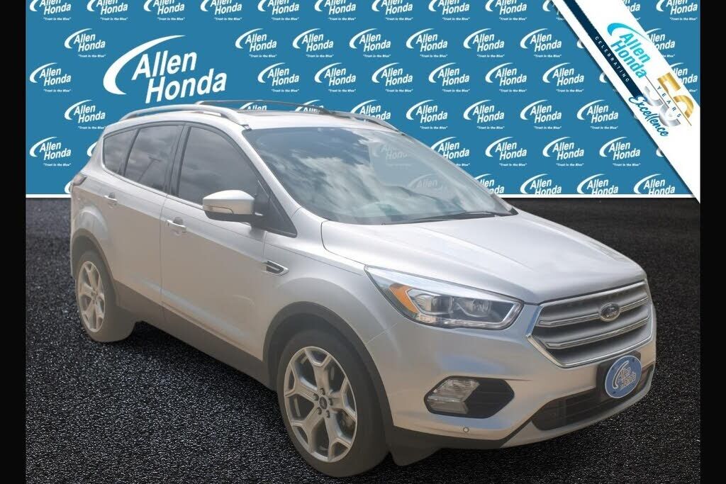 2017 FORD Escape