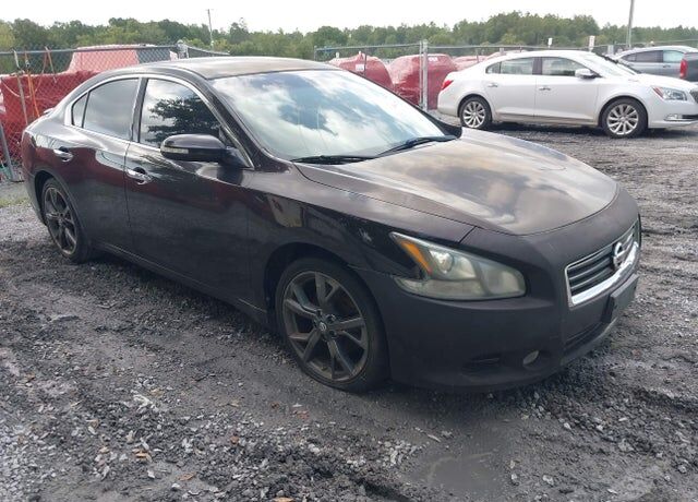 2014 NISSAN Maxima