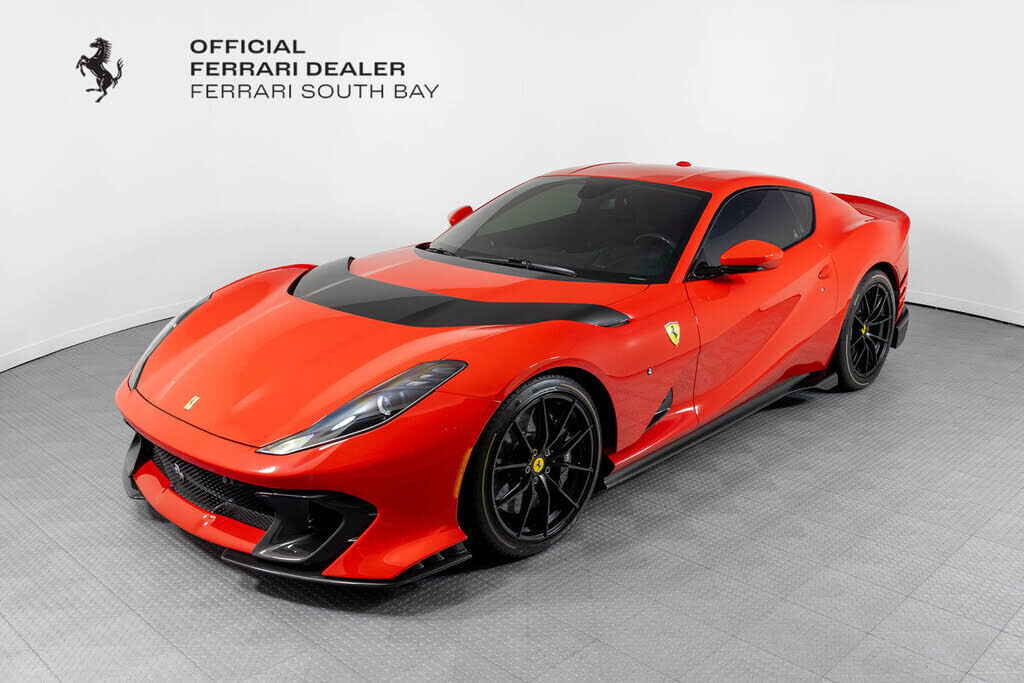 2023 FERRARI 812 Competizione