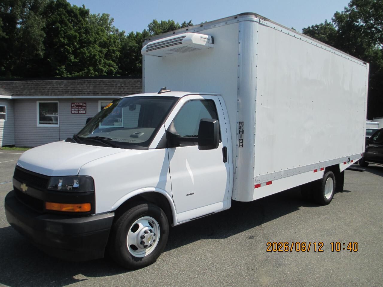 2024 CHEVROLET Express