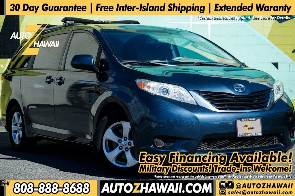 2013 TOYOTA Sienna