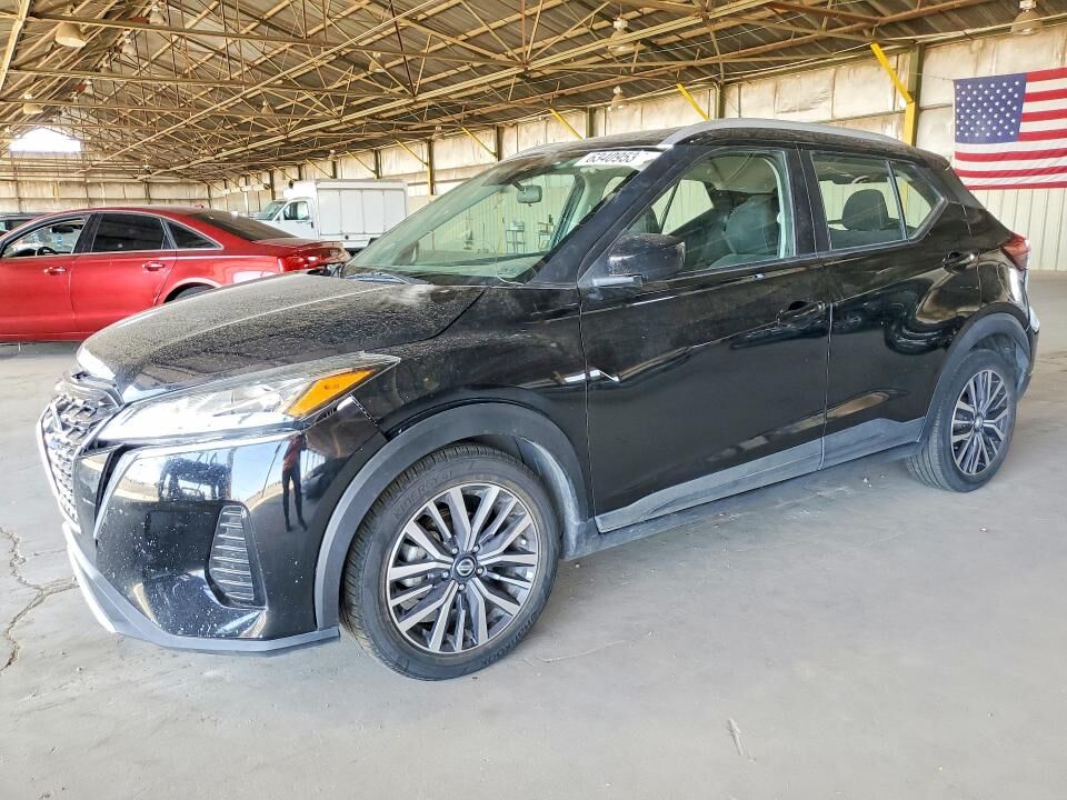 2021 NISSAN Kicks