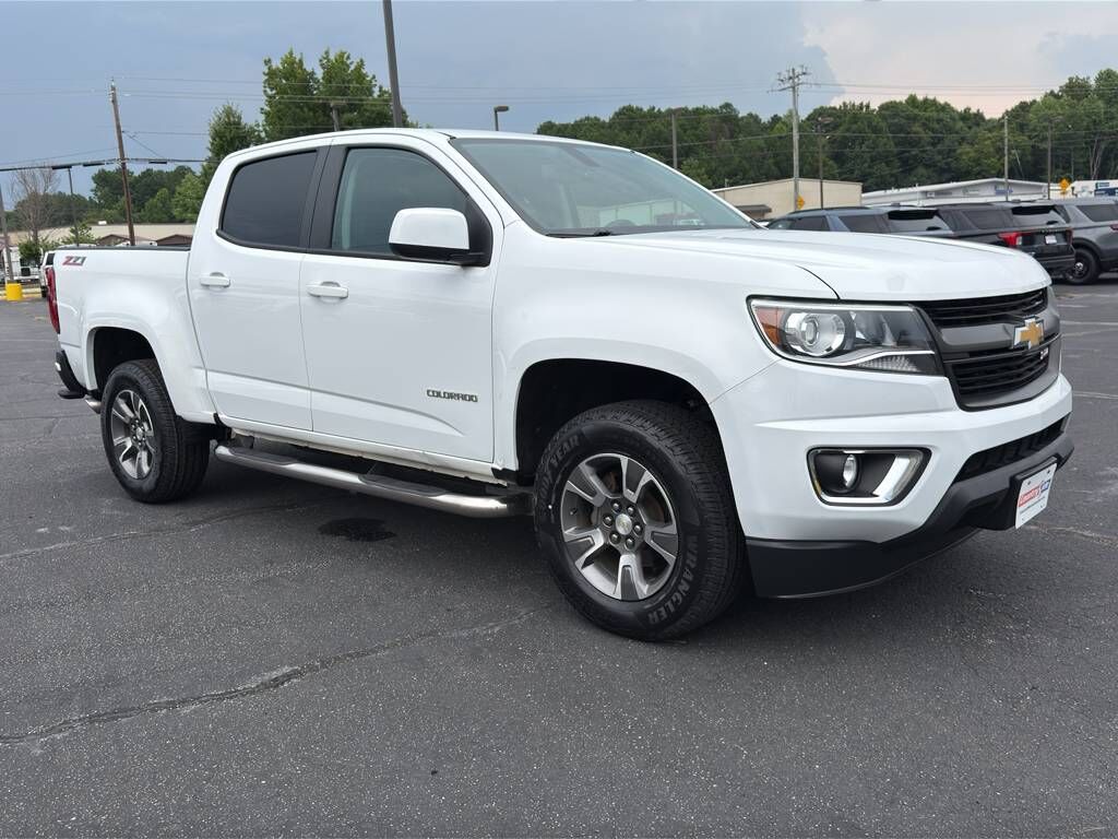 2017 CHEVROLET Colorado
