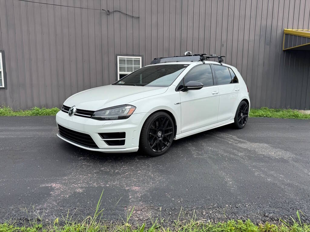 2016 VOLKSWAGEN Golf R