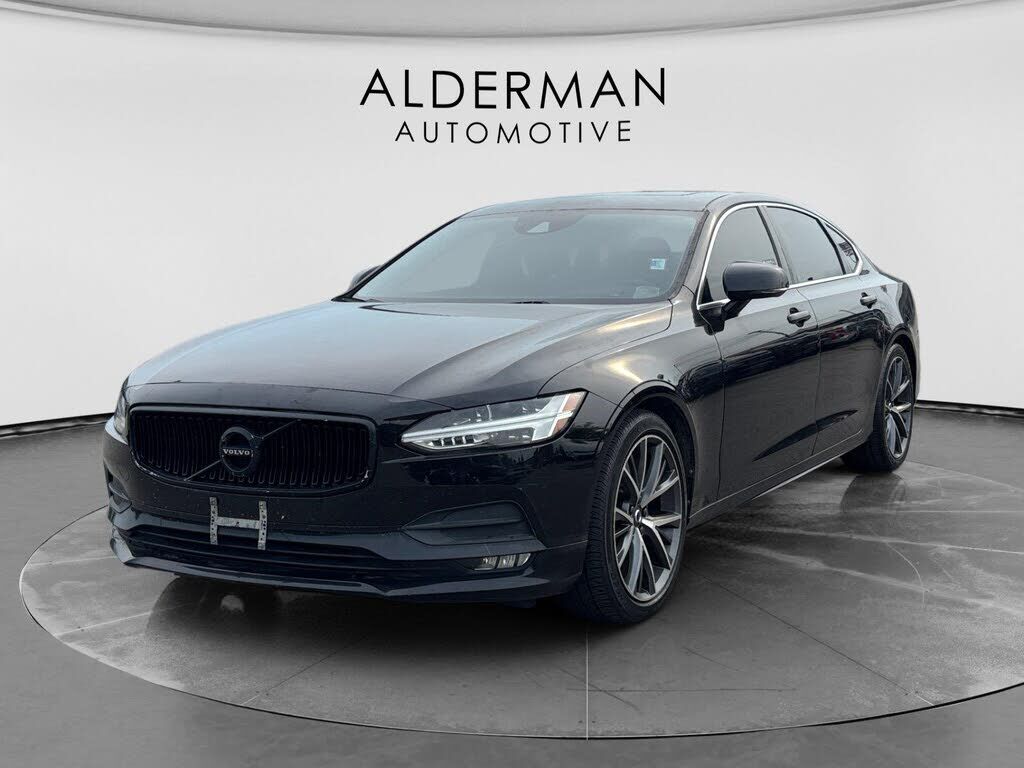 2019 VOLVO S90