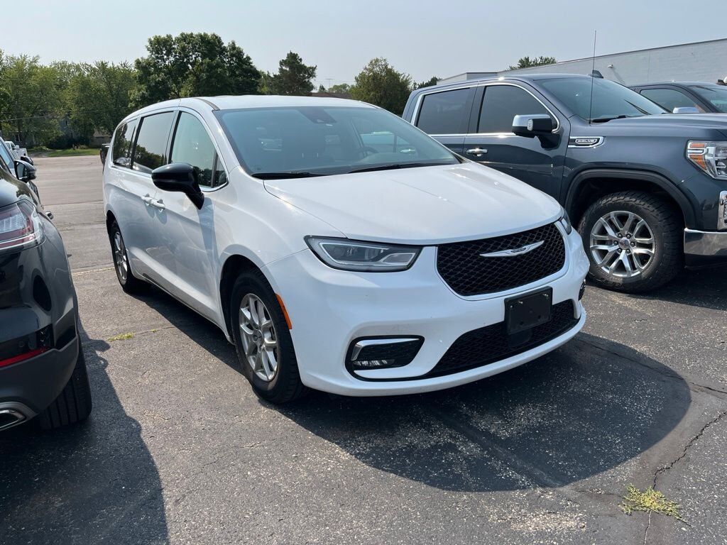 2024 CHRYSLER Pacifica