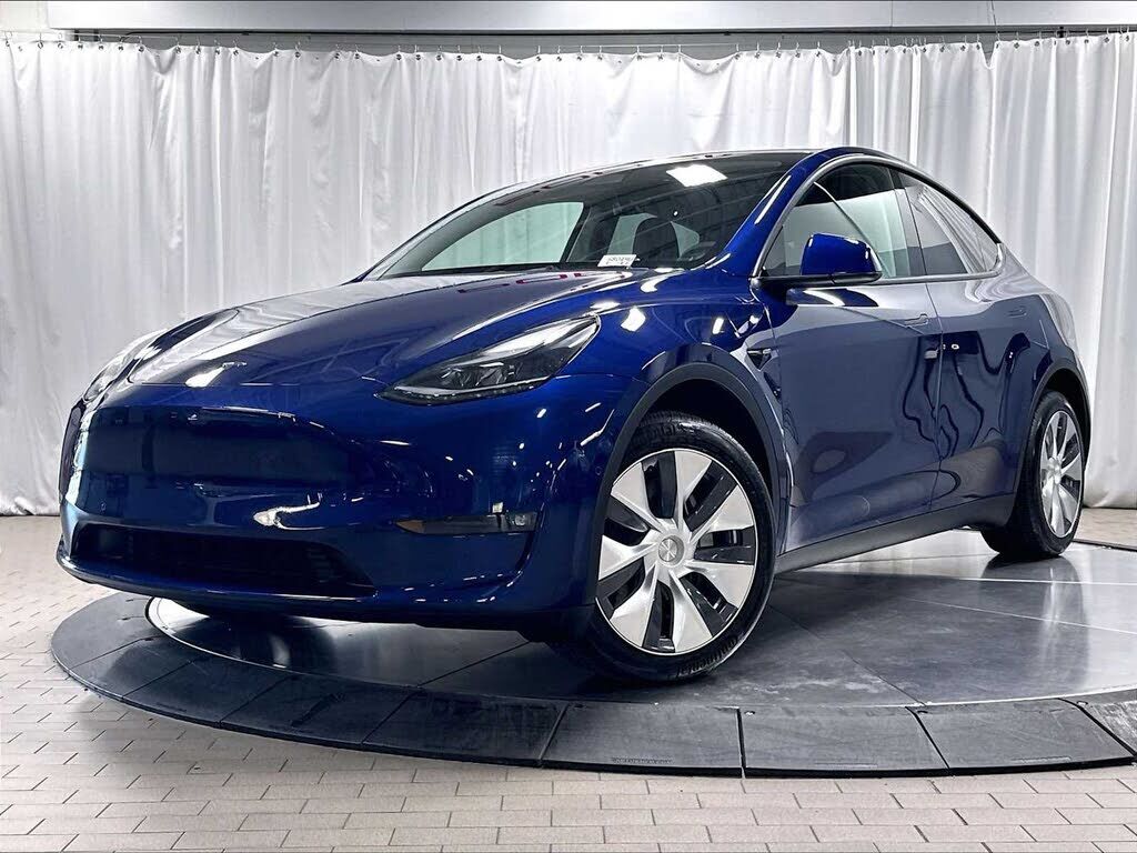 2022 TESLA Model Y