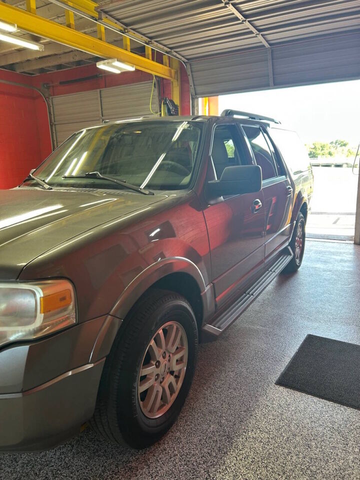 2011 FORD Expedition