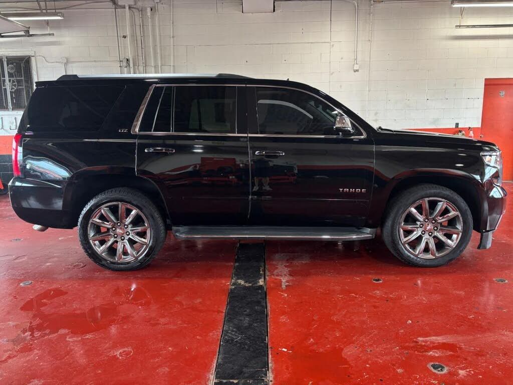 2015 CHEVROLET Tahoe