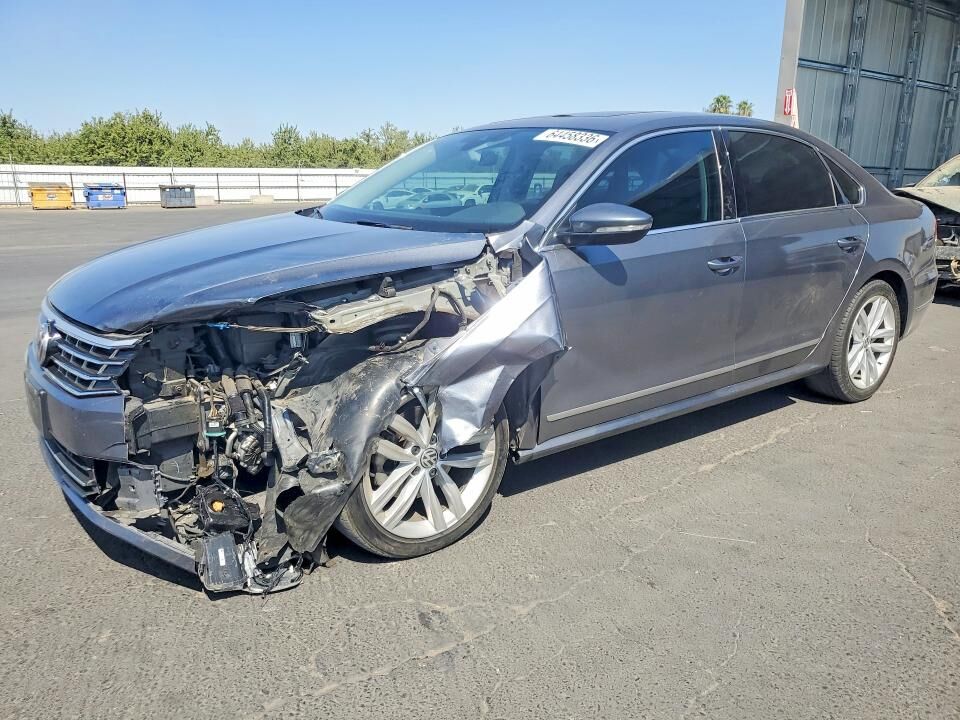 2018 VOLKSWAGEN Passat