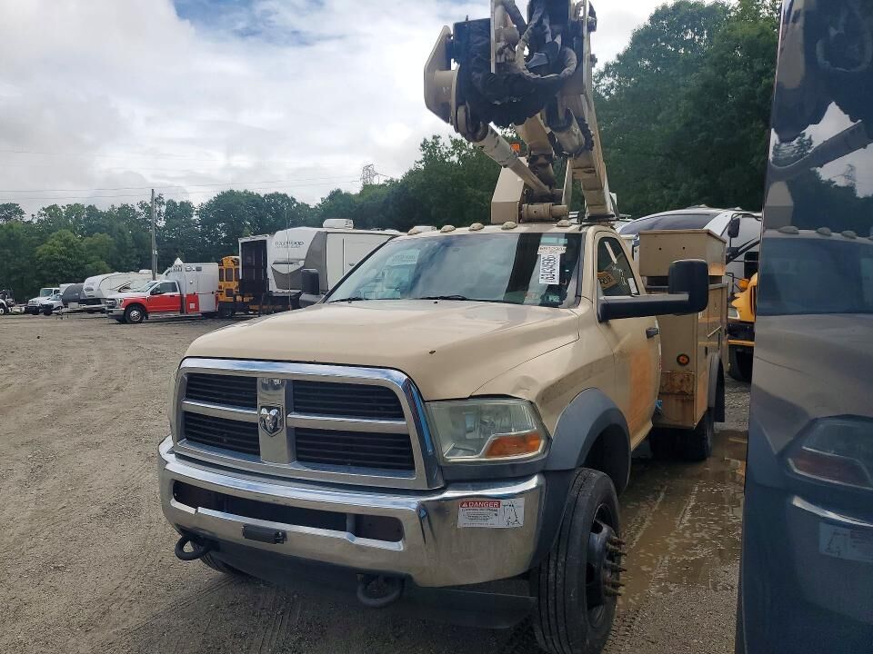 2011 DODGE Ram