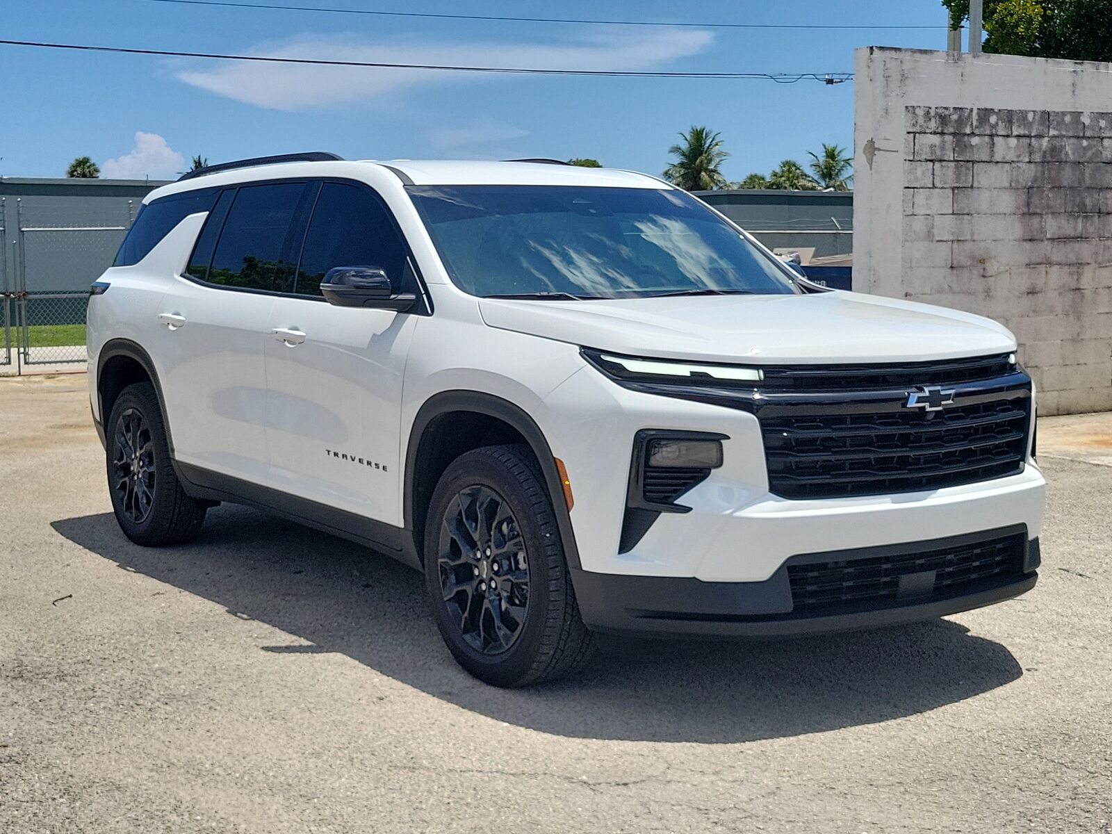 2025 CHEVROLET Traverse