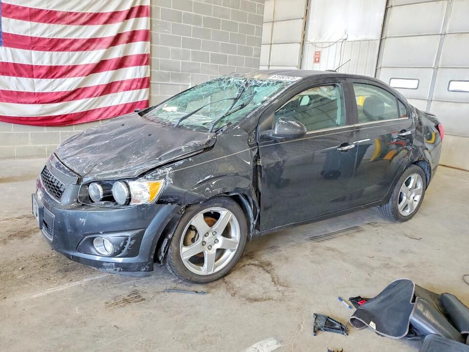 2015 CHEVROLET Sonic