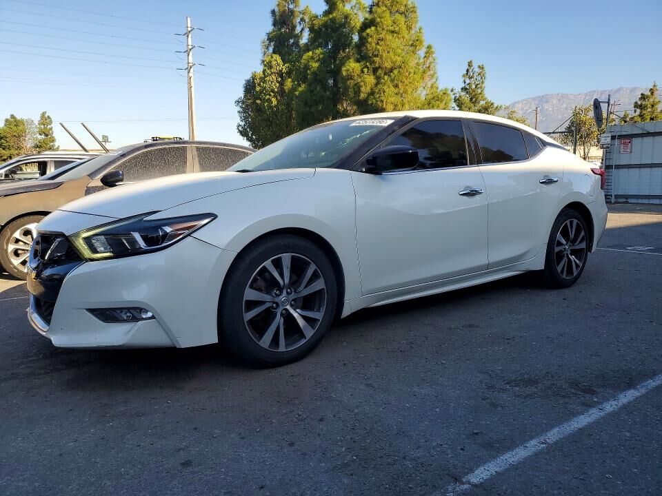 2017 NISSAN Maxima
