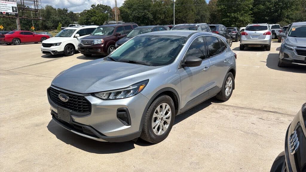 2023 FORD Escape