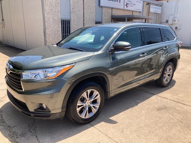 2014 TOYOTA Highlander