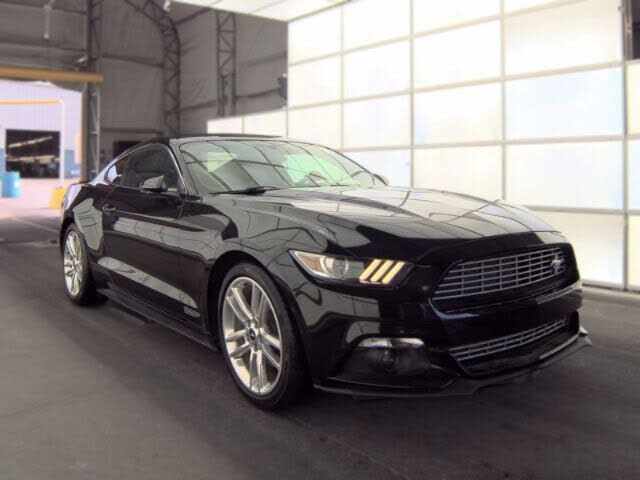 2017 FORD Mustang