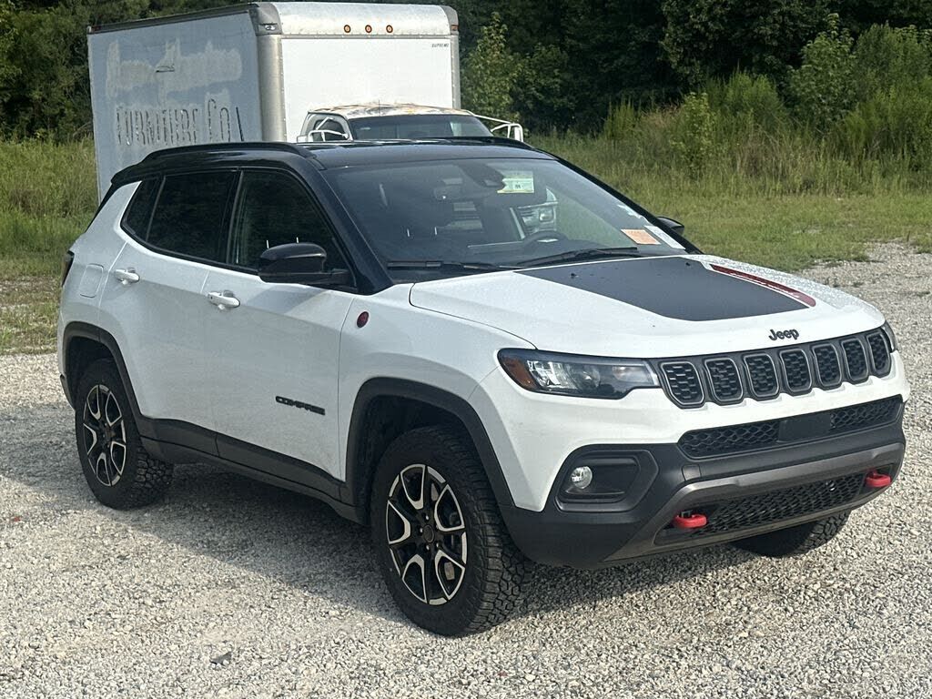 2025 JEEP Compass