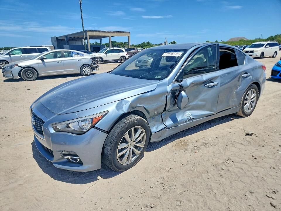 2015 INFINITI Q50