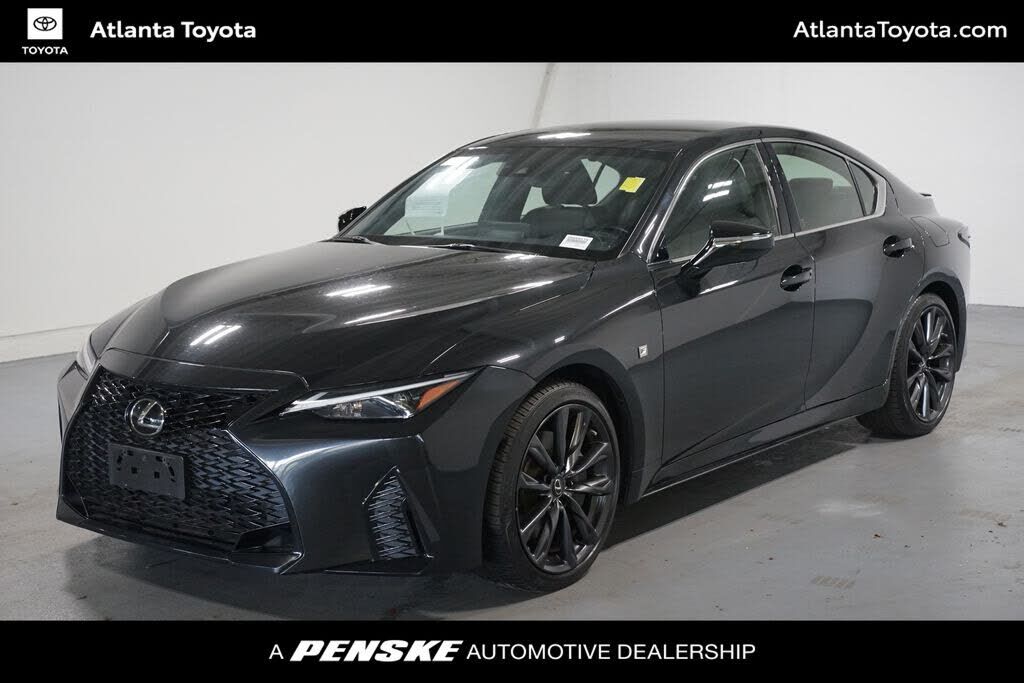 2021 LEXUS IS