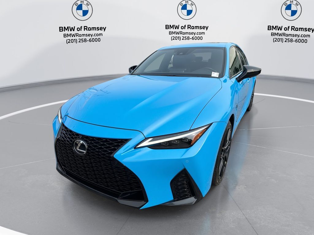 2024 LEXUS IS