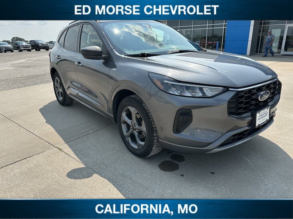 2024 FORD Escape