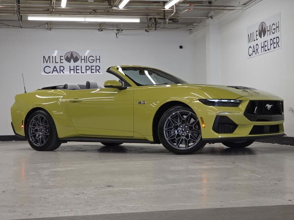 2025 FORD Mustang