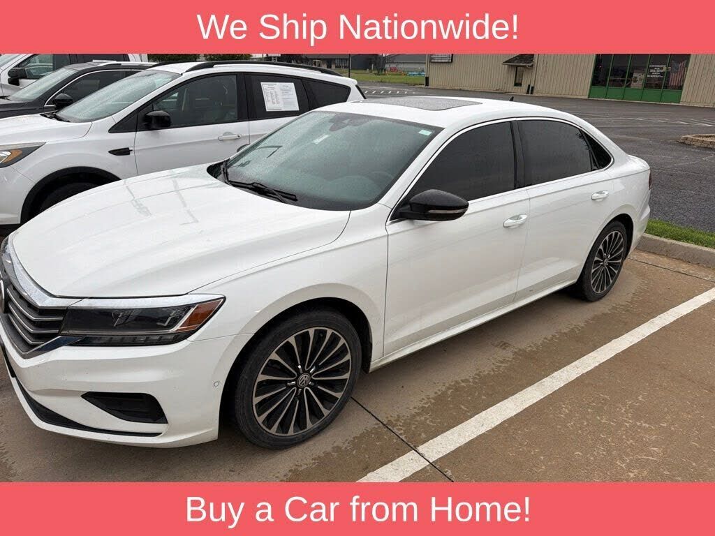 2022 VOLKSWAGEN Passat