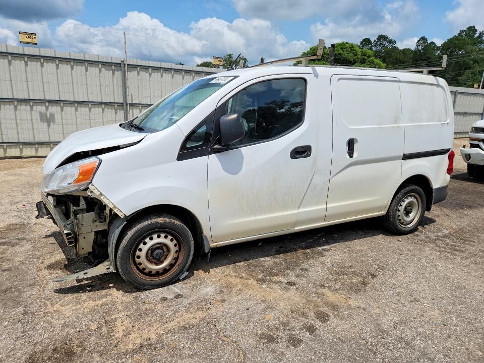 2017 NISSAN NV200
