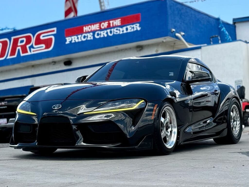 2022 TOYOTA Supra