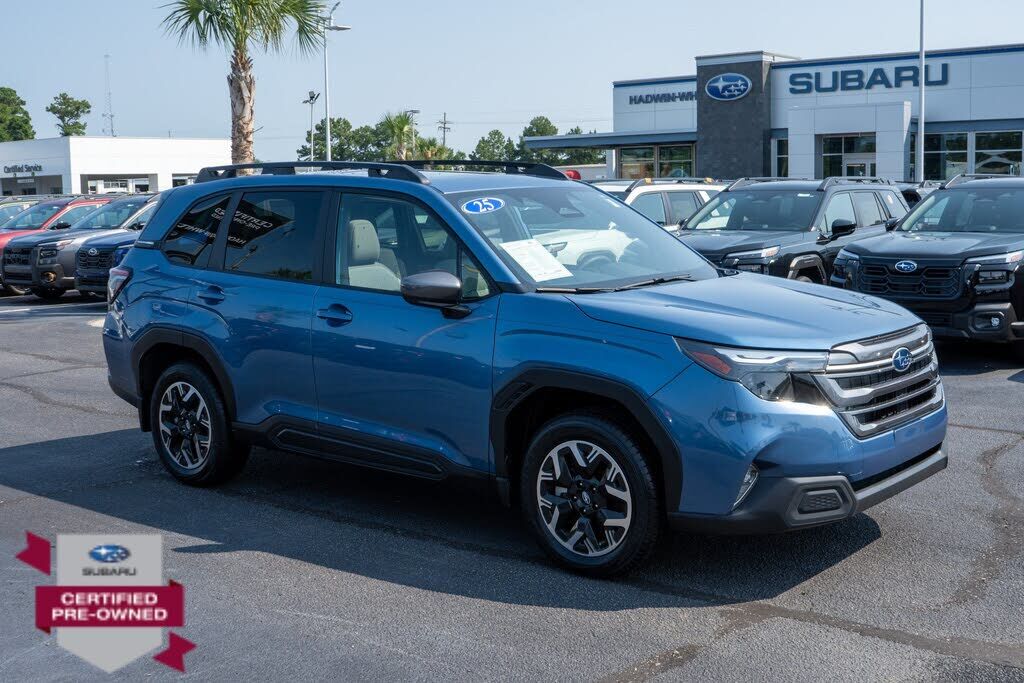 2025 SUBARU Forester