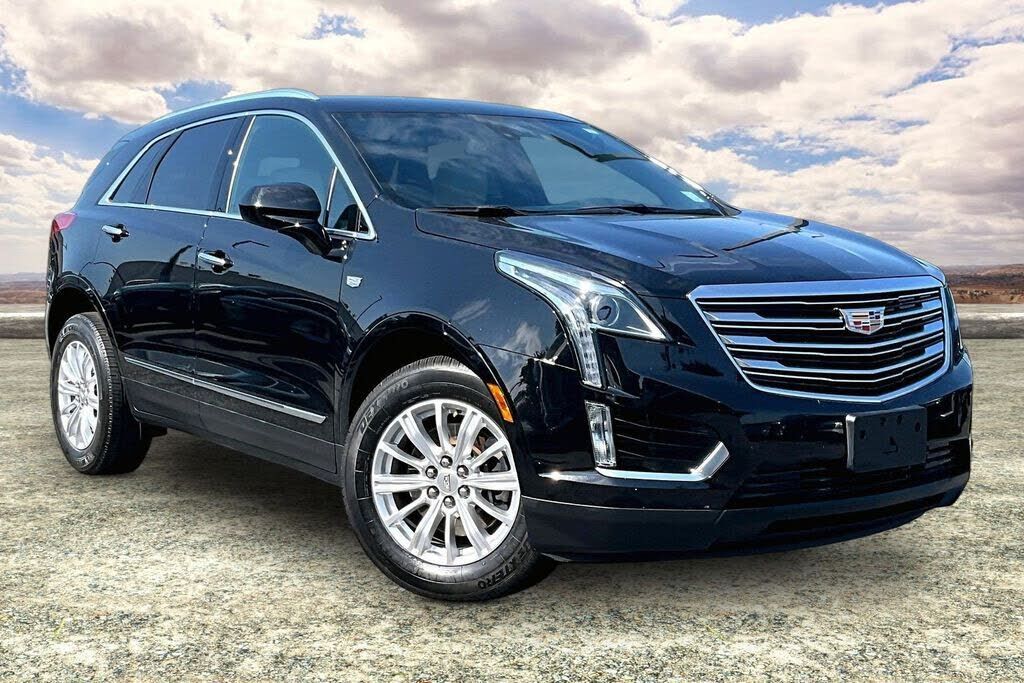 2017 CADILLAC XT5