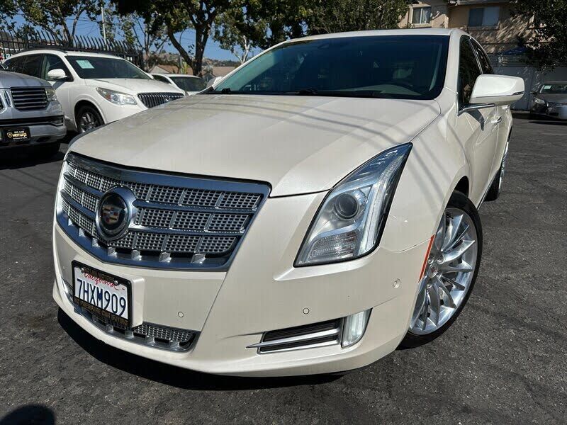 2014 CADILLAC XTS